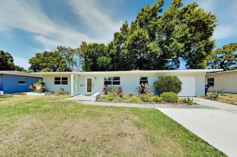 Photo of 4505 S Clark Avenue, Tampa, FL 33611 (MLS # TB8399405)