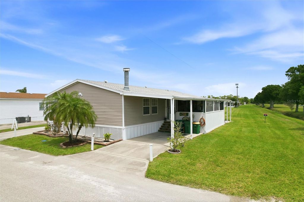 Photo of 184 W Manatee Loop, Punta Gorda, FL 33950 (MLS # C7524378)