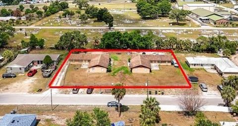 Photo of 3210 W Willow Drive, Mulberry, FL 33860 (MLS # TB8507380)