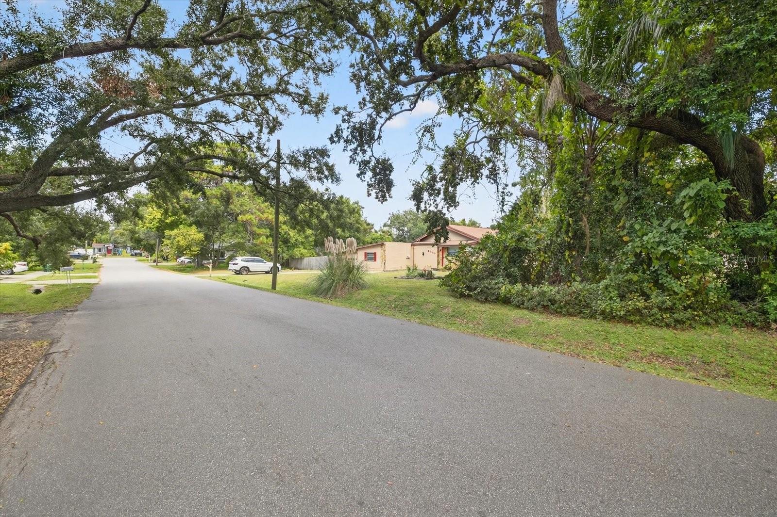 HAMNERS W E ROME AVE ESTAT - Land