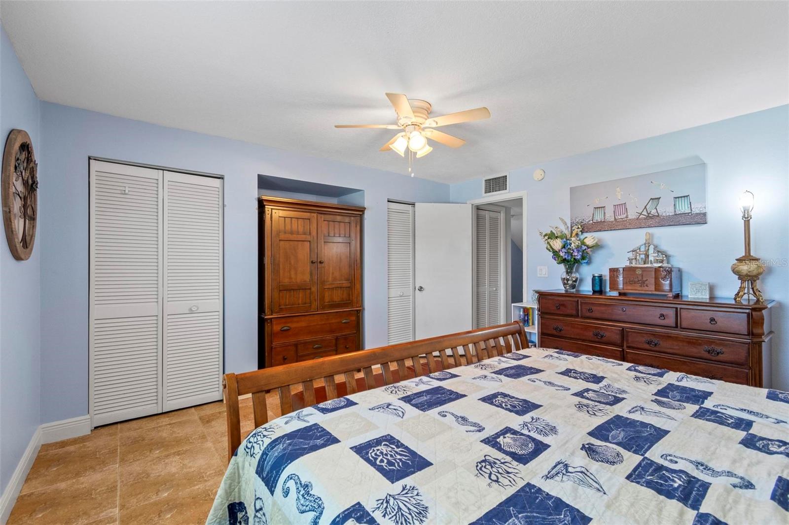 OCEAN BEACH CONDO CLUB 2 - Residential