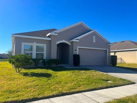 Photo of 3884 Wind Dancer Circle, Saint Cloud, FL 34772 (MLS # O6370708)