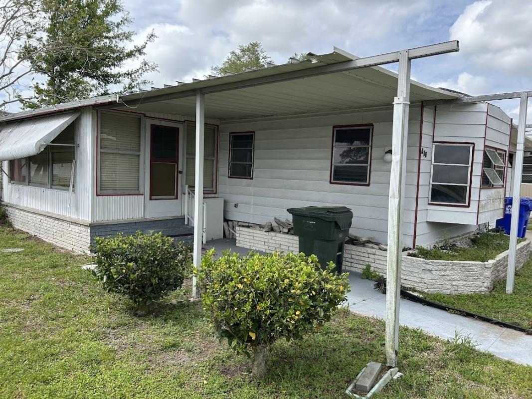 LAKESIDE HILLS ESTATES - Residential