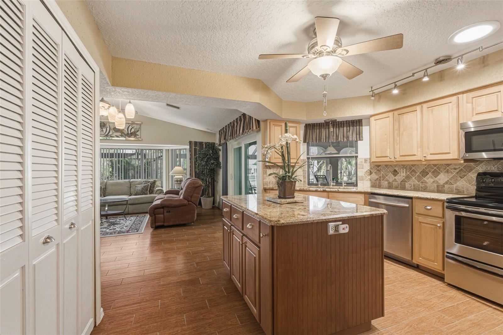 PORT CHARLOTTE SEC 037 - Residential