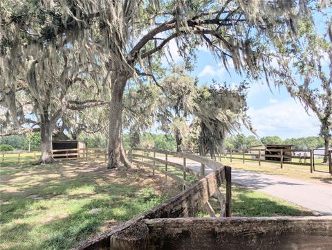 Tiny photo for 1750 SE 80th Street, Ocala, FL 34480 (MLS # OM728003)