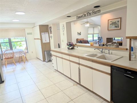 Tiny photo for 1750 SE 80th Street, Ocala, FL 34480 (MLS # OM728003)
