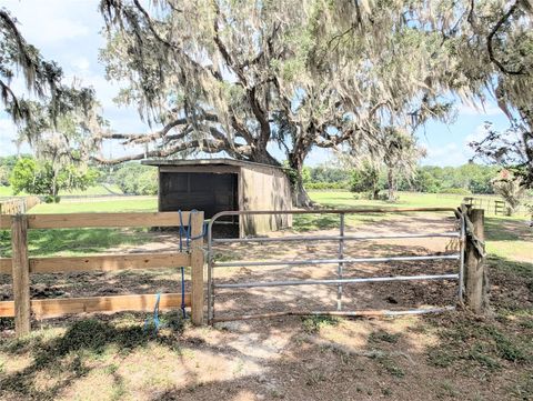 Tiny photo for 1750 SE 80th Street, Ocala, FL 34480 (MLS # OM728003)