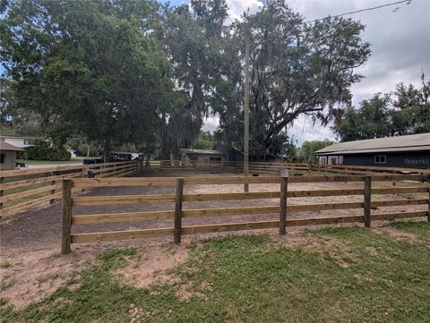 Tiny photo for 1750 SE 80th Street, Ocala, FL 34480 (MLS # OM728003)