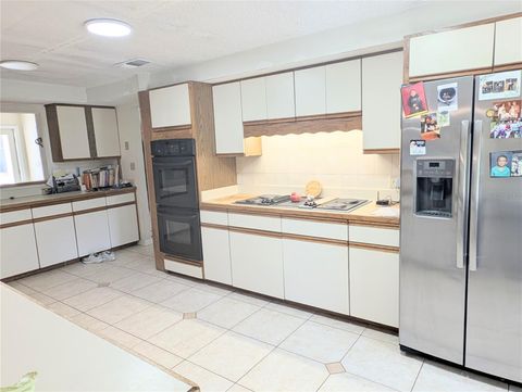 Tiny photo for 1750 SE 80th Street, Ocala, FL 34480 (MLS # OM728003)