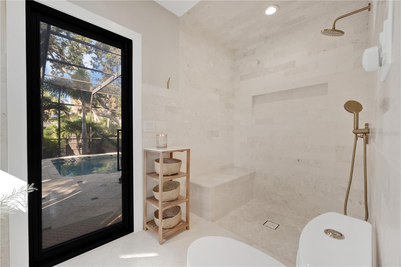 SIESTA COVE SUB - Residential