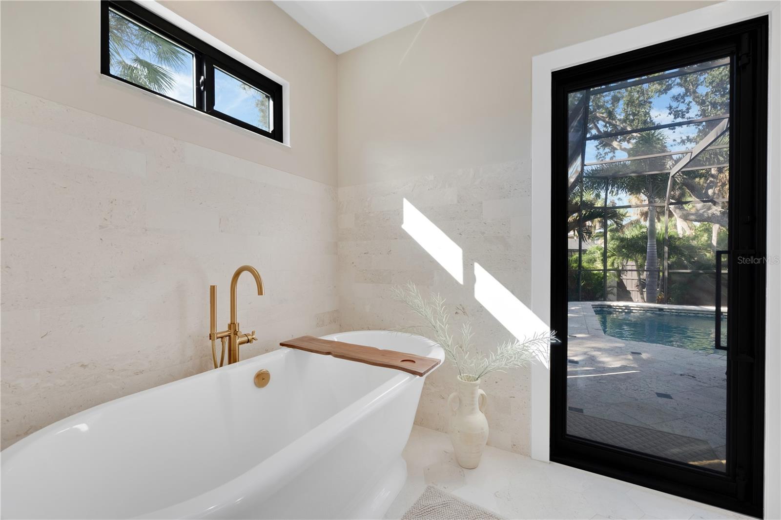 SIESTA COVE SUB - Residential