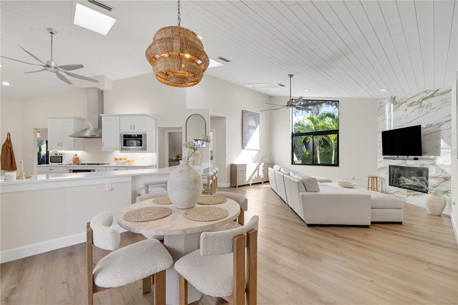 SIESTA COVE SUB - Residential