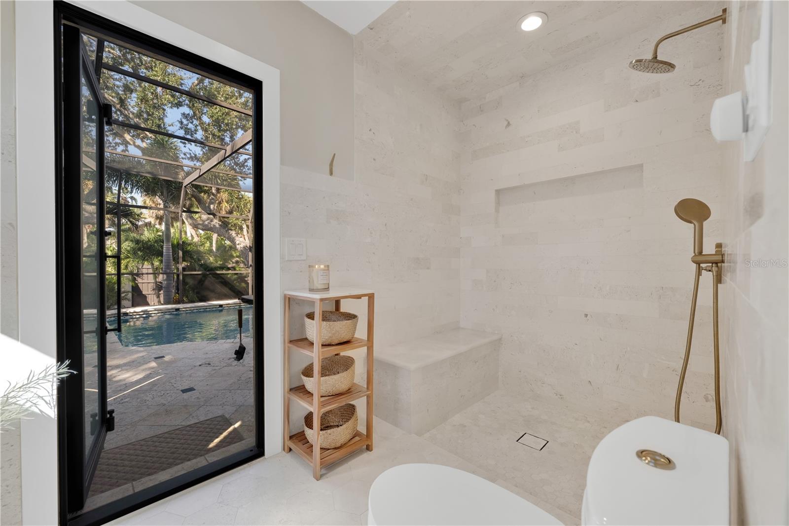 SIESTA COVE SUB - Residential