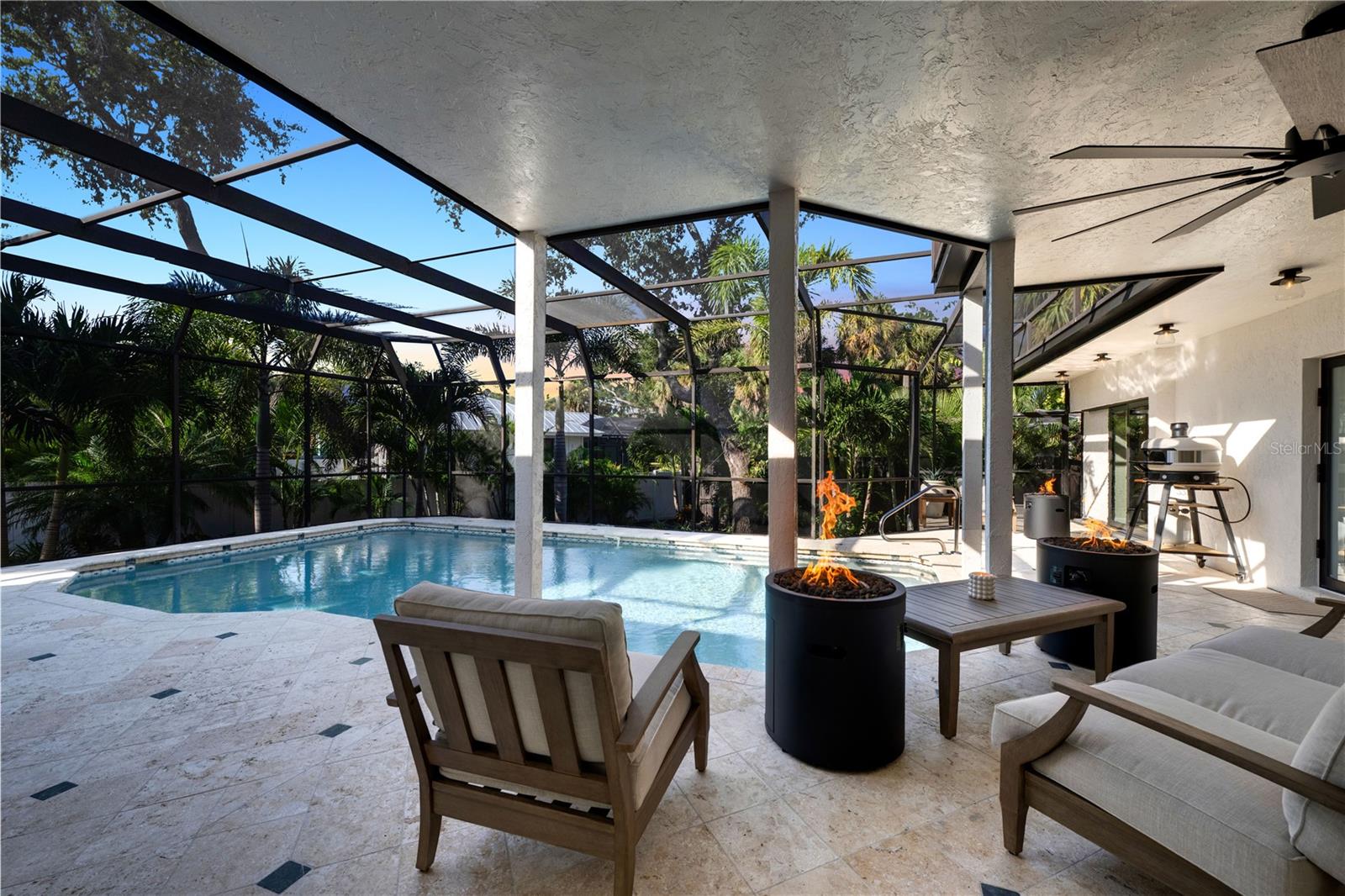 SIESTA COVE SUB - Residential