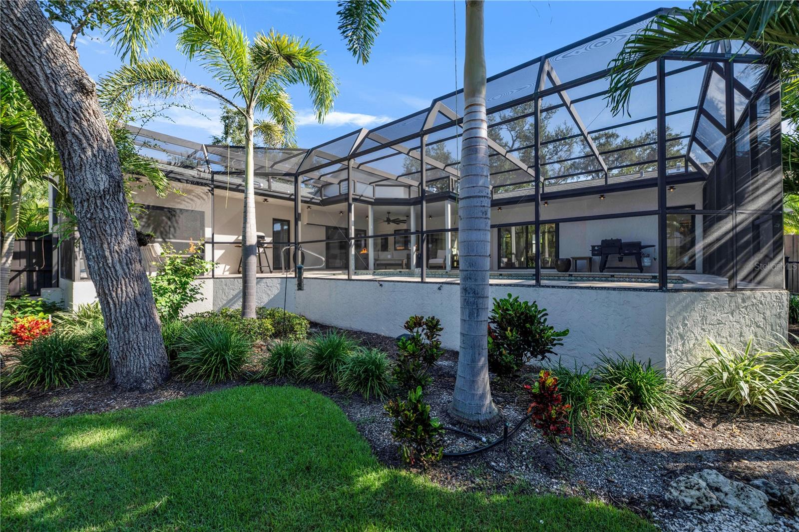 SIESTA COVE SUB - Residential