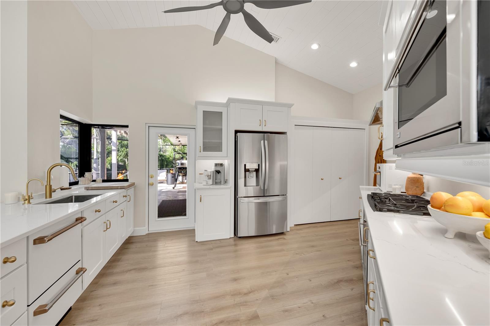 SIESTA COVE SUB - Residential