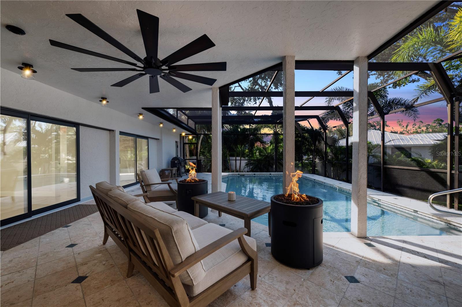 SIESTA COVE SUB - Residential