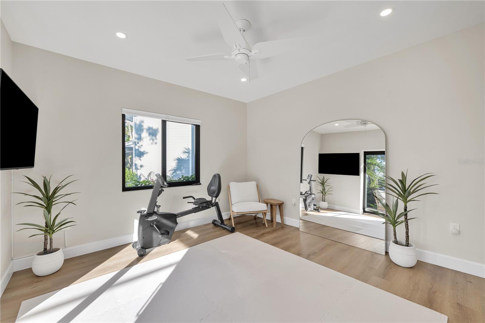 SIESTA COVE SUB - Residential