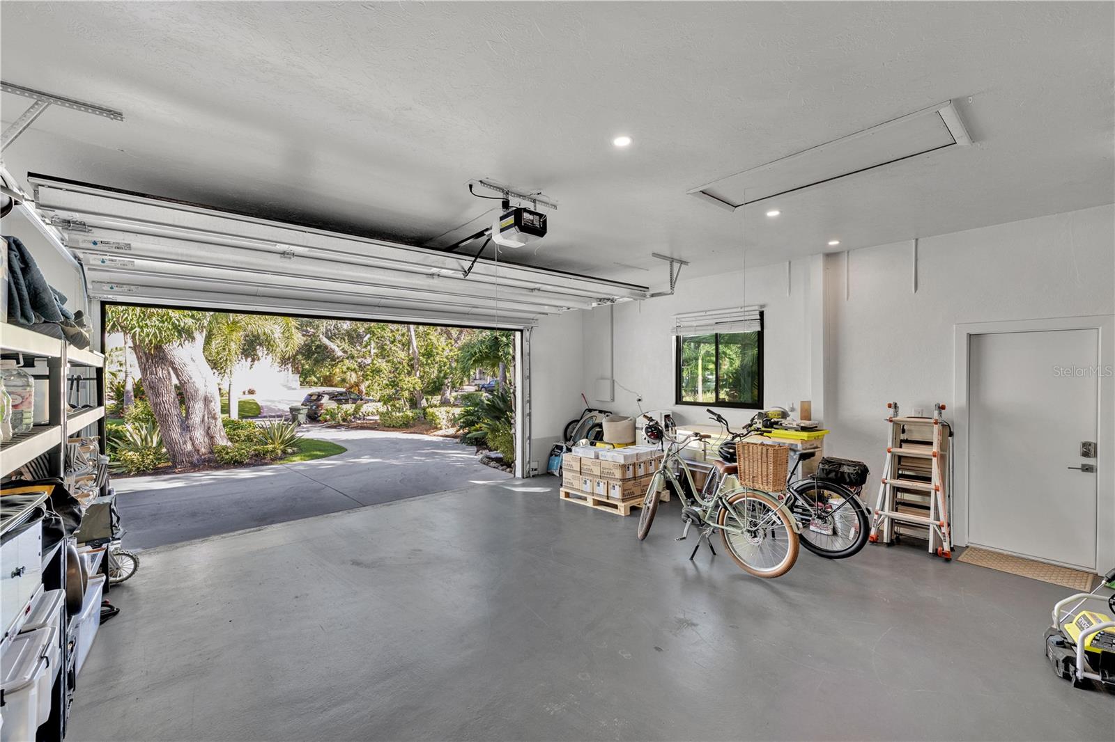 SIESTA COVE SUB - Residential