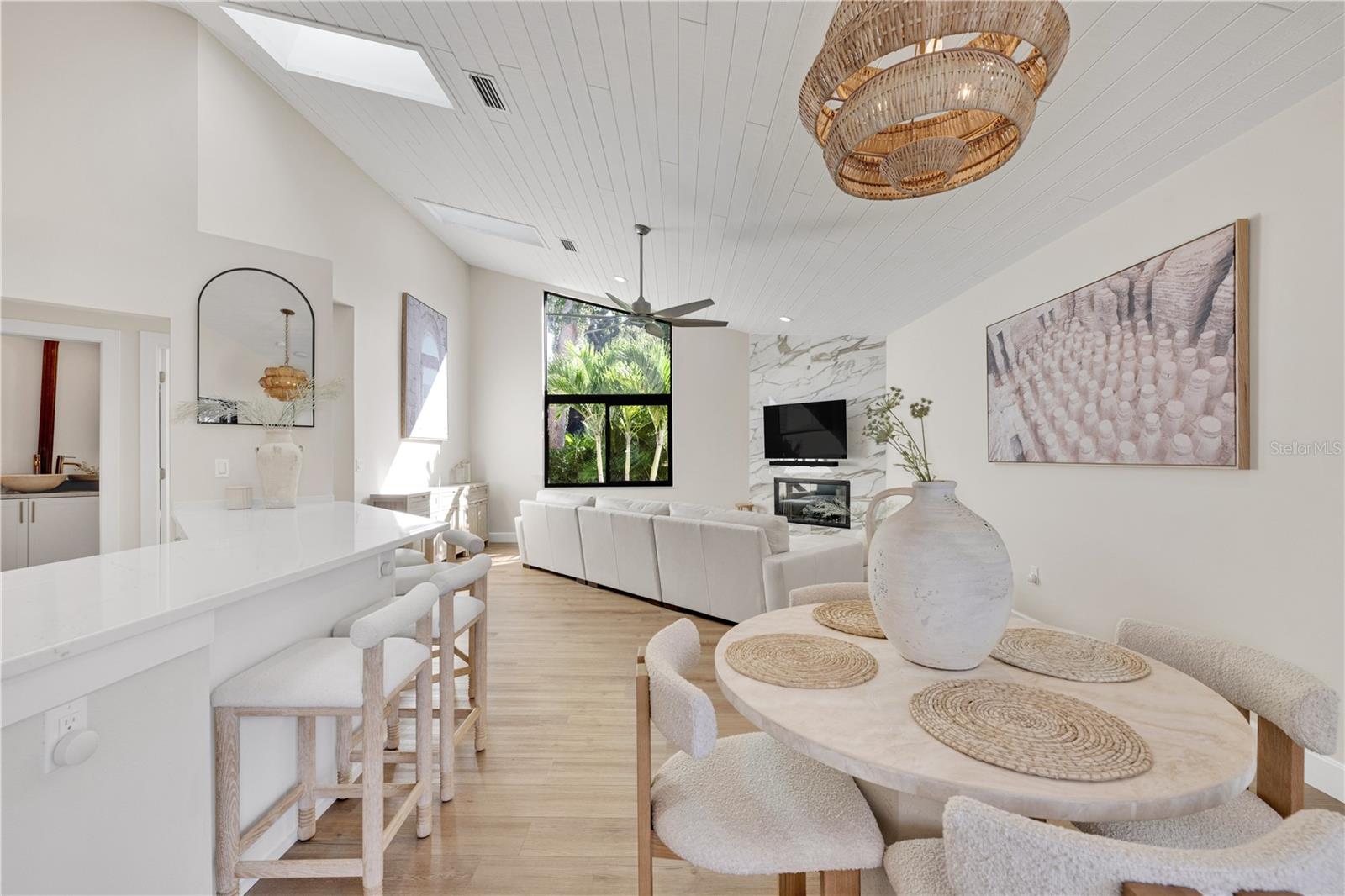 SIESTA COVE SUB - Residential