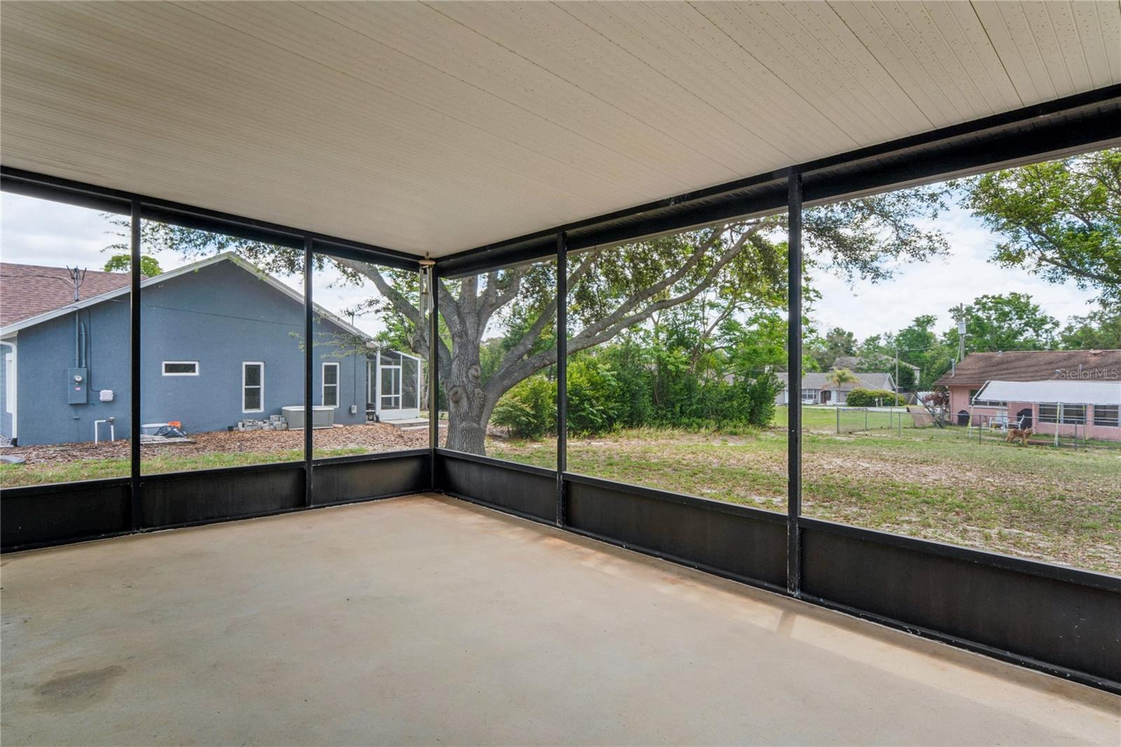 SPRING HILL - Residential