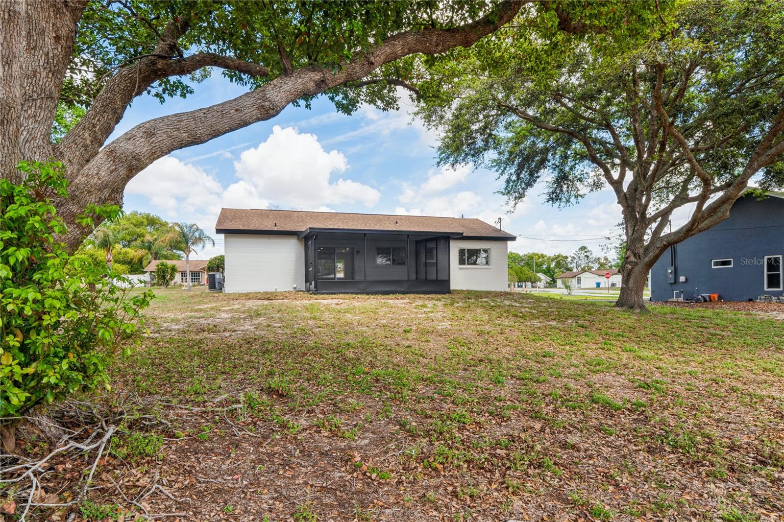 SPRING HILL - Residential