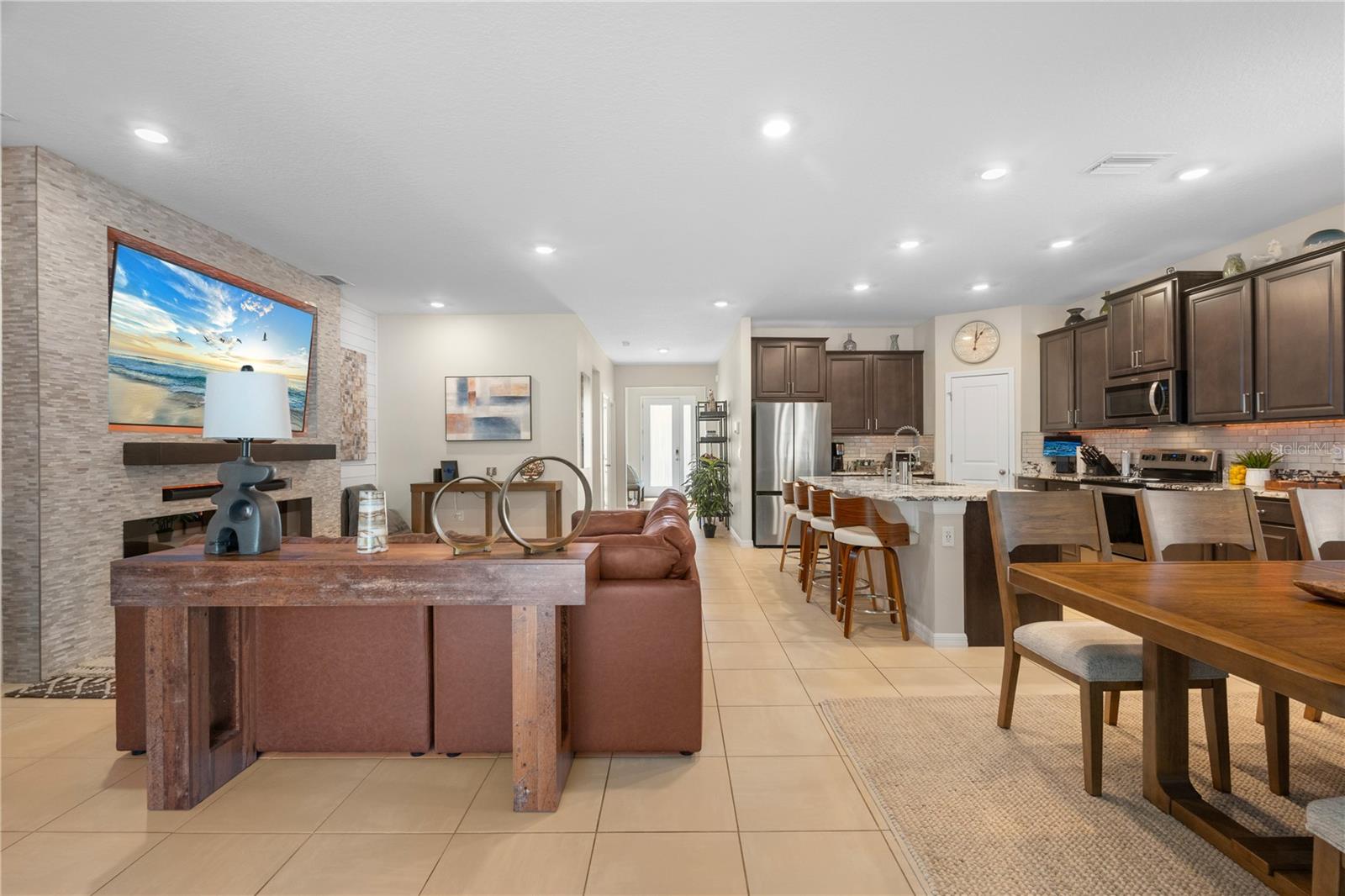 SILVERSTONE NORTH - Residential