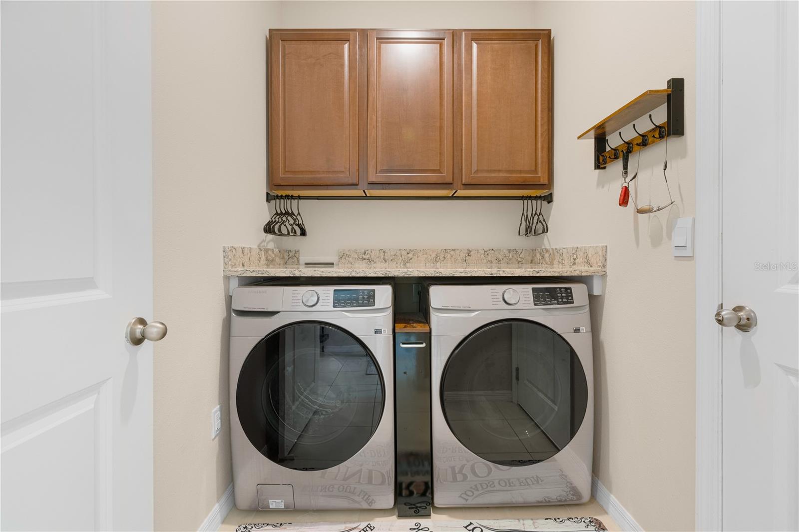 SILVERSTONE NORTH - Residential