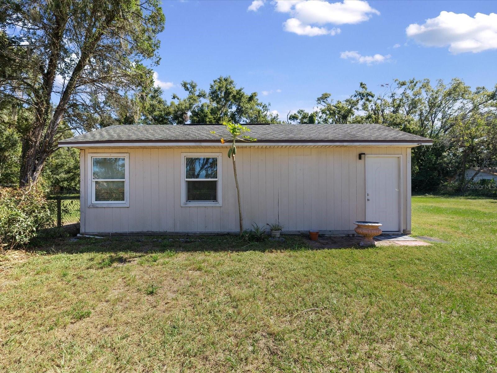 THONOTOSASSA WEST AREA - Residential