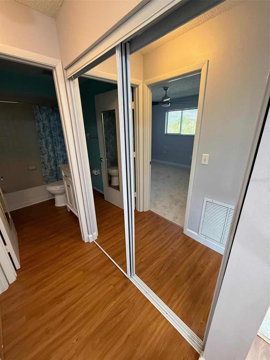 SAYBROOK MANOR - Residential