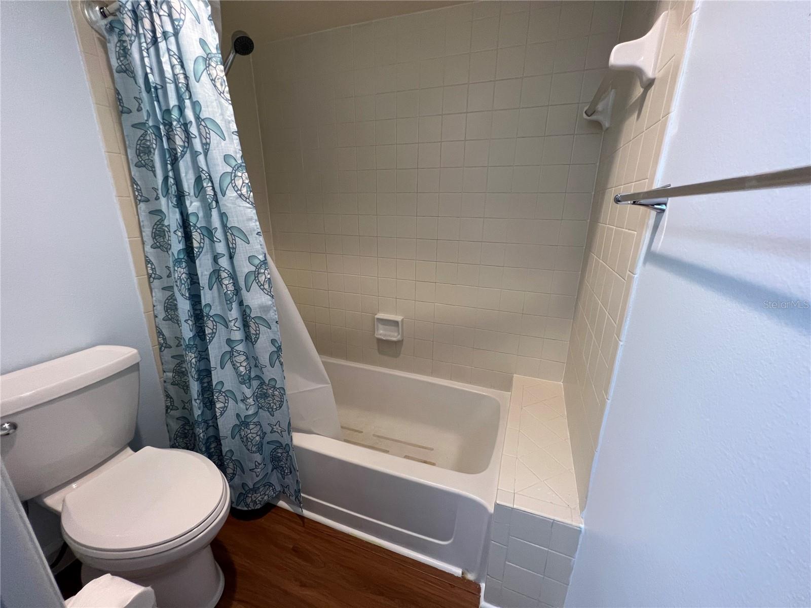 SAYBROOK MANOR - Residential