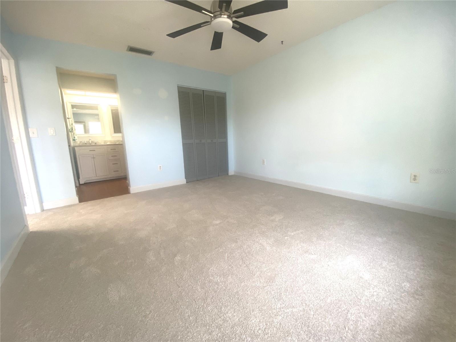 SAYBROOK MANOR - Residential