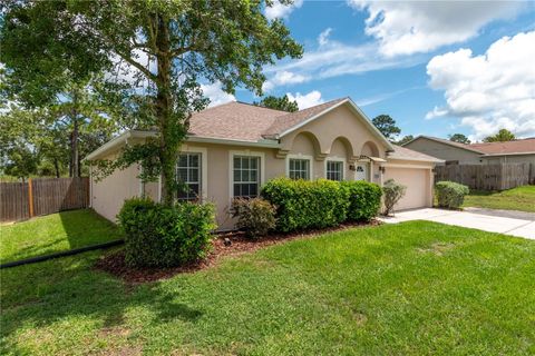 A home in BROOKSVILLE