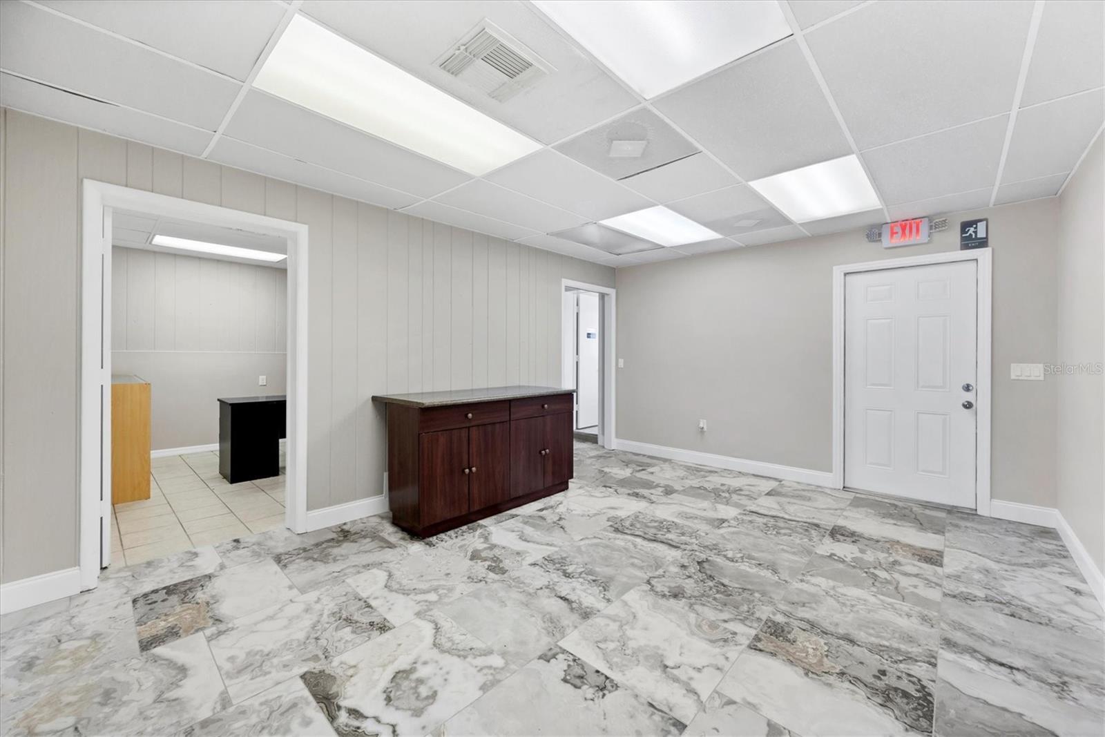 VENICE EDGEWOOD SEC OF - Commercial Sale
