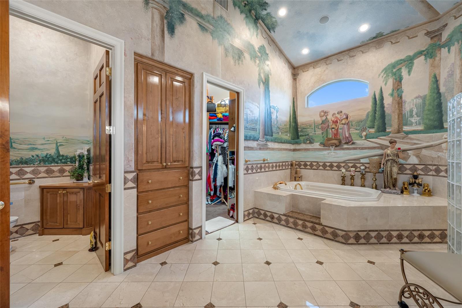 BAYOU CLUB ESTATES - Residential