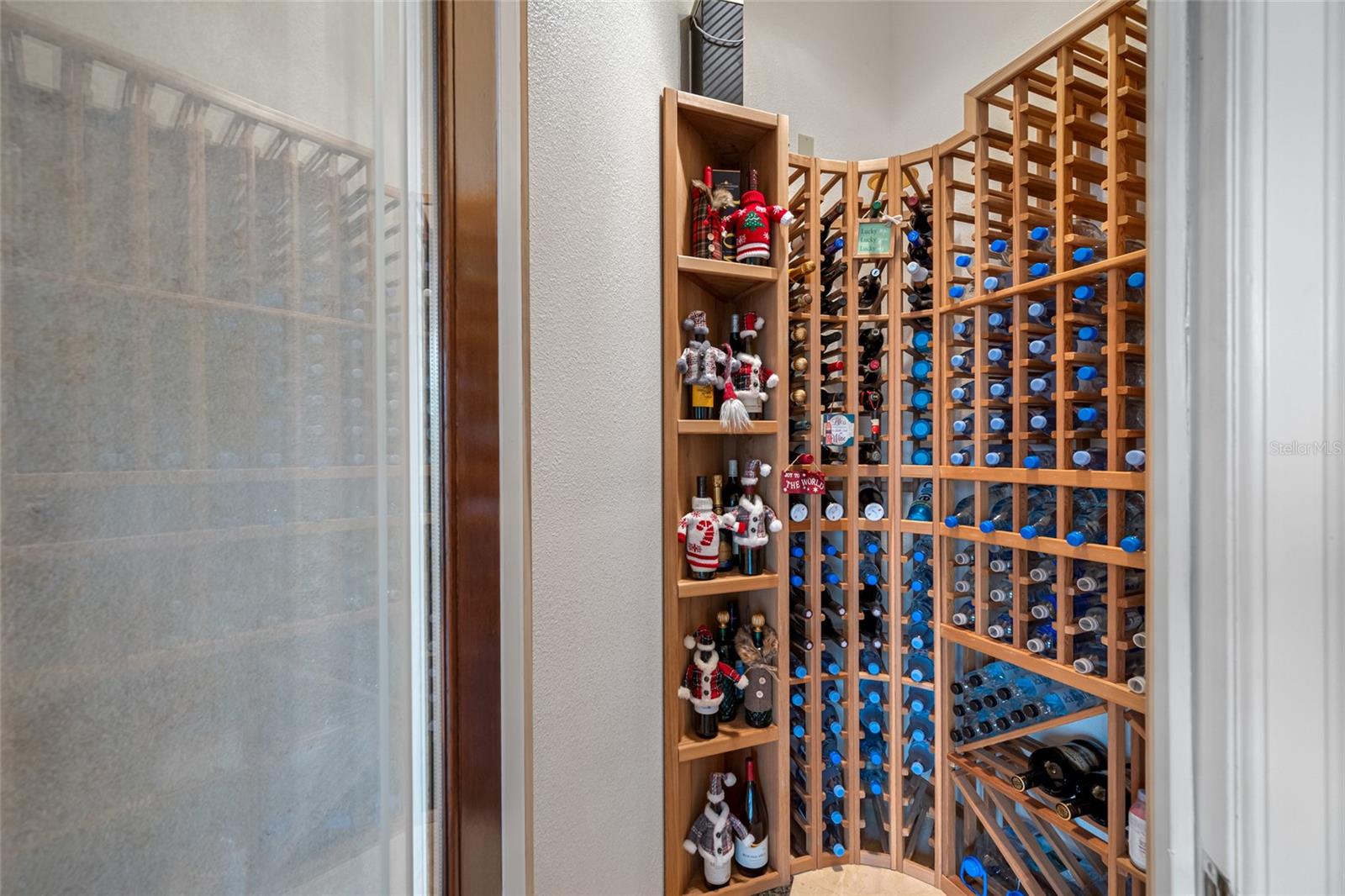 BAYOU CLUB ESTATES - Residential