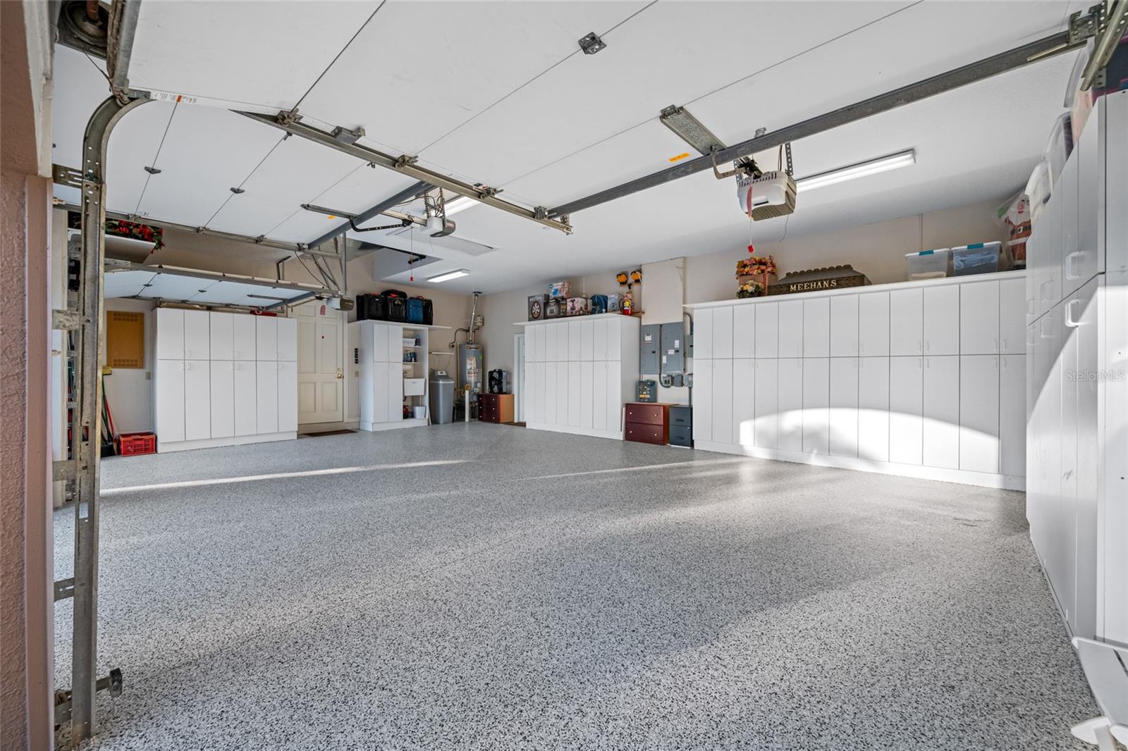 BAYOU CLUB ESTATES - Residential