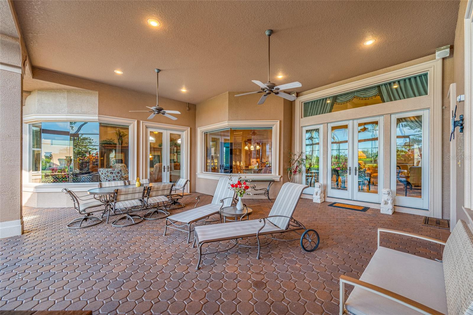 BAYOU CLUB ESTATES - Residential