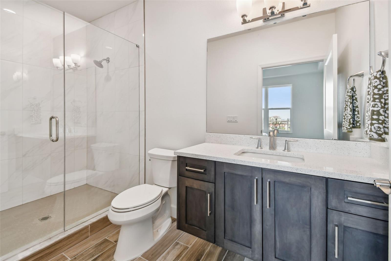 DOLPHIN HARBOUR CONDO - Residential