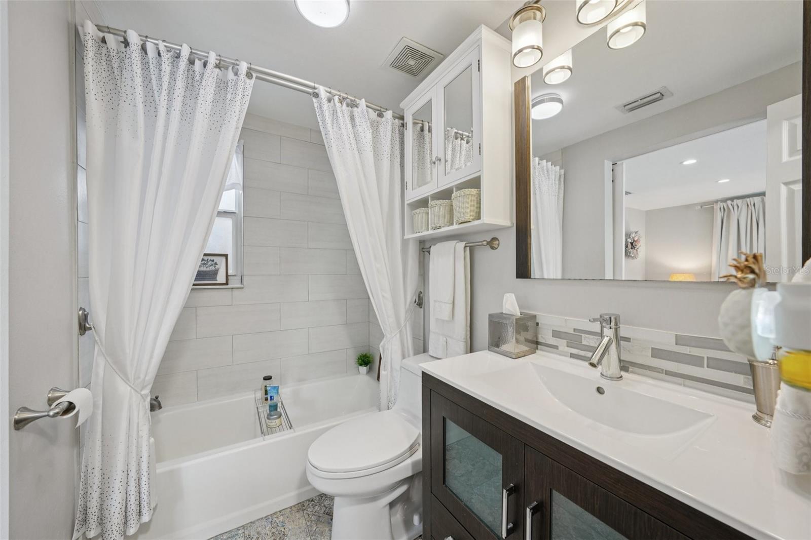 HARRIS SCHOOL PARK 2 - Residential