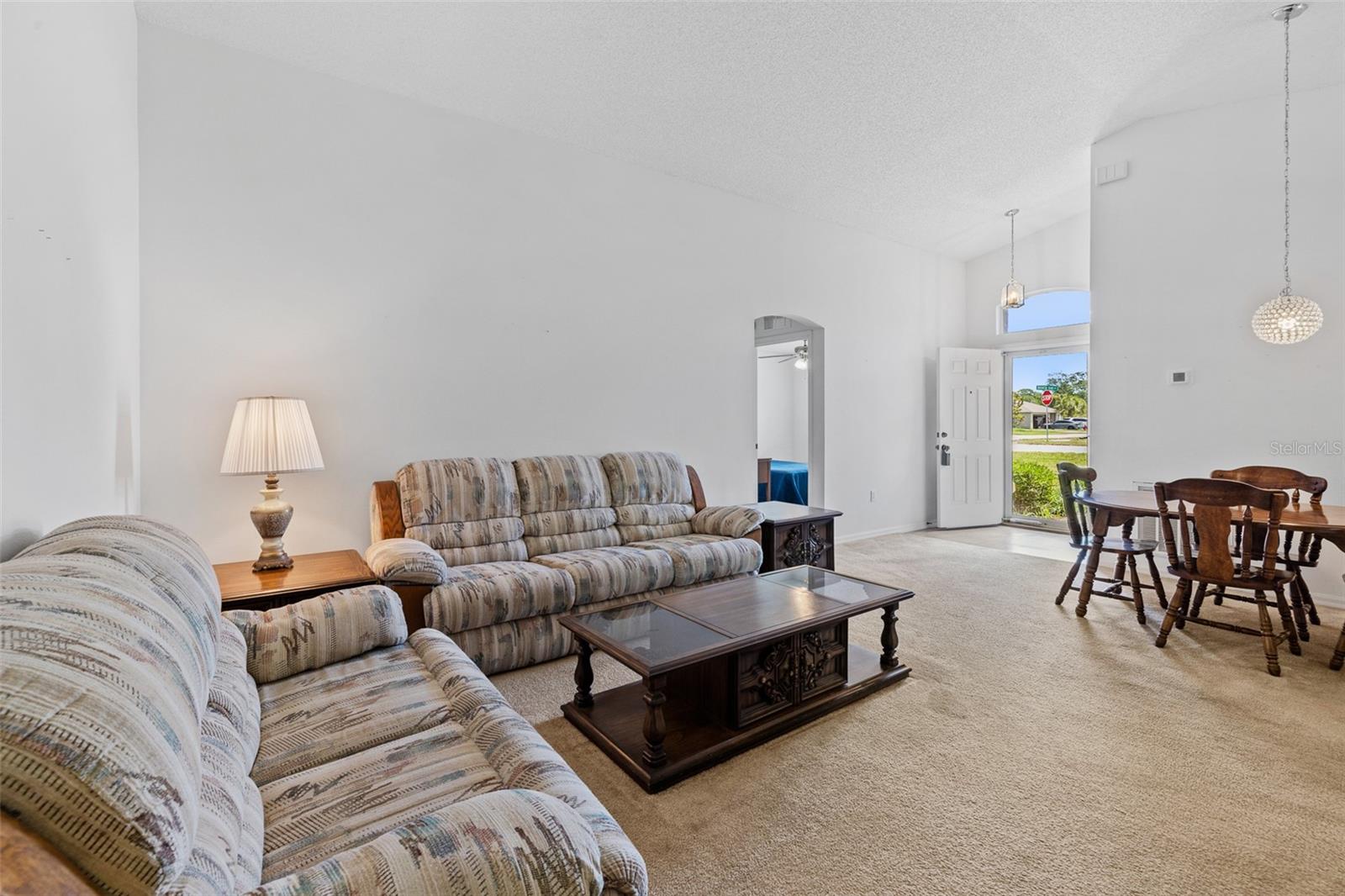 312 BROKEN OAK DRIVE