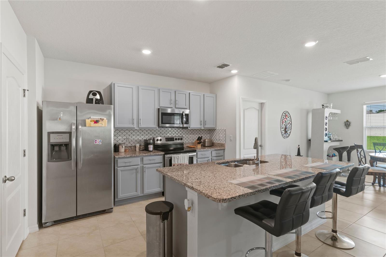 HOLLY ESTATES PHASE 1 - Residential