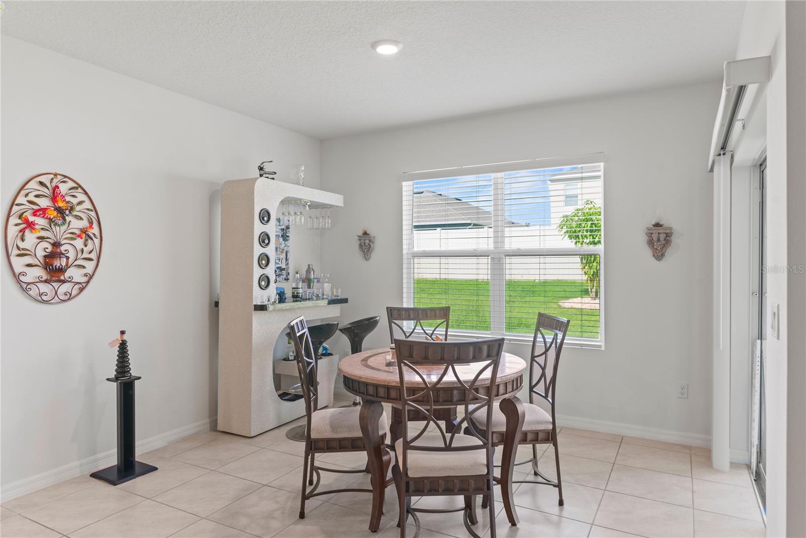 HOLLY ESTATES PHASE 1 - Residential