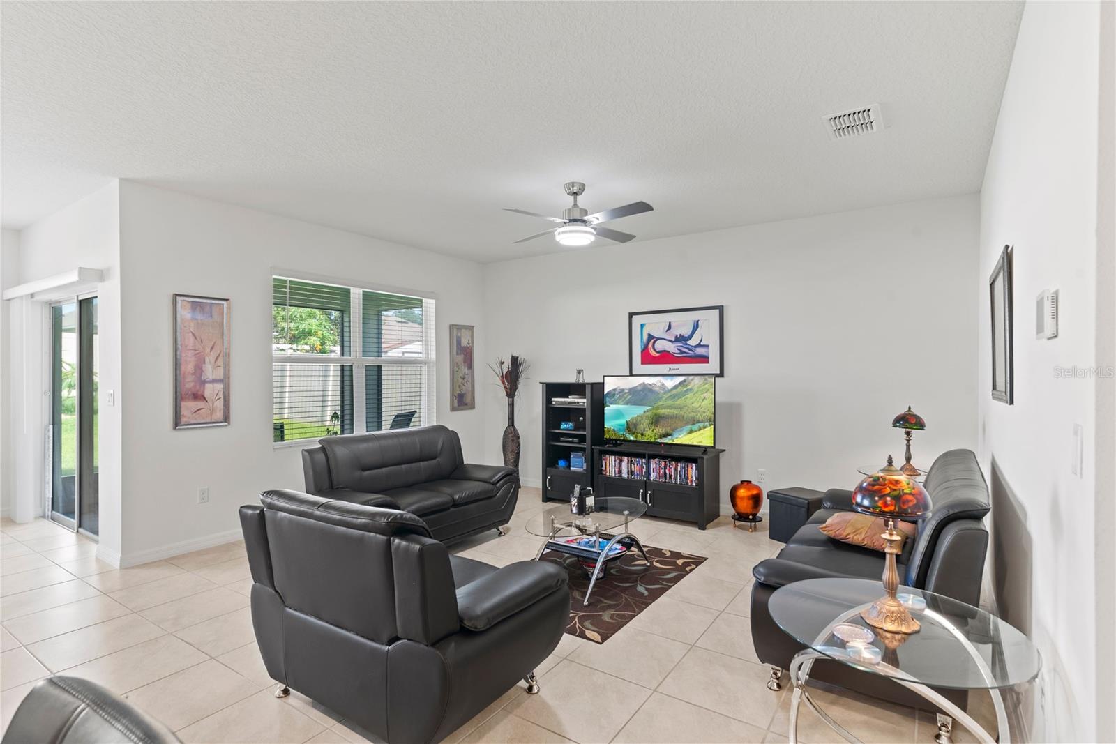 HOLLY ESTATES PHASE 1 - Residential