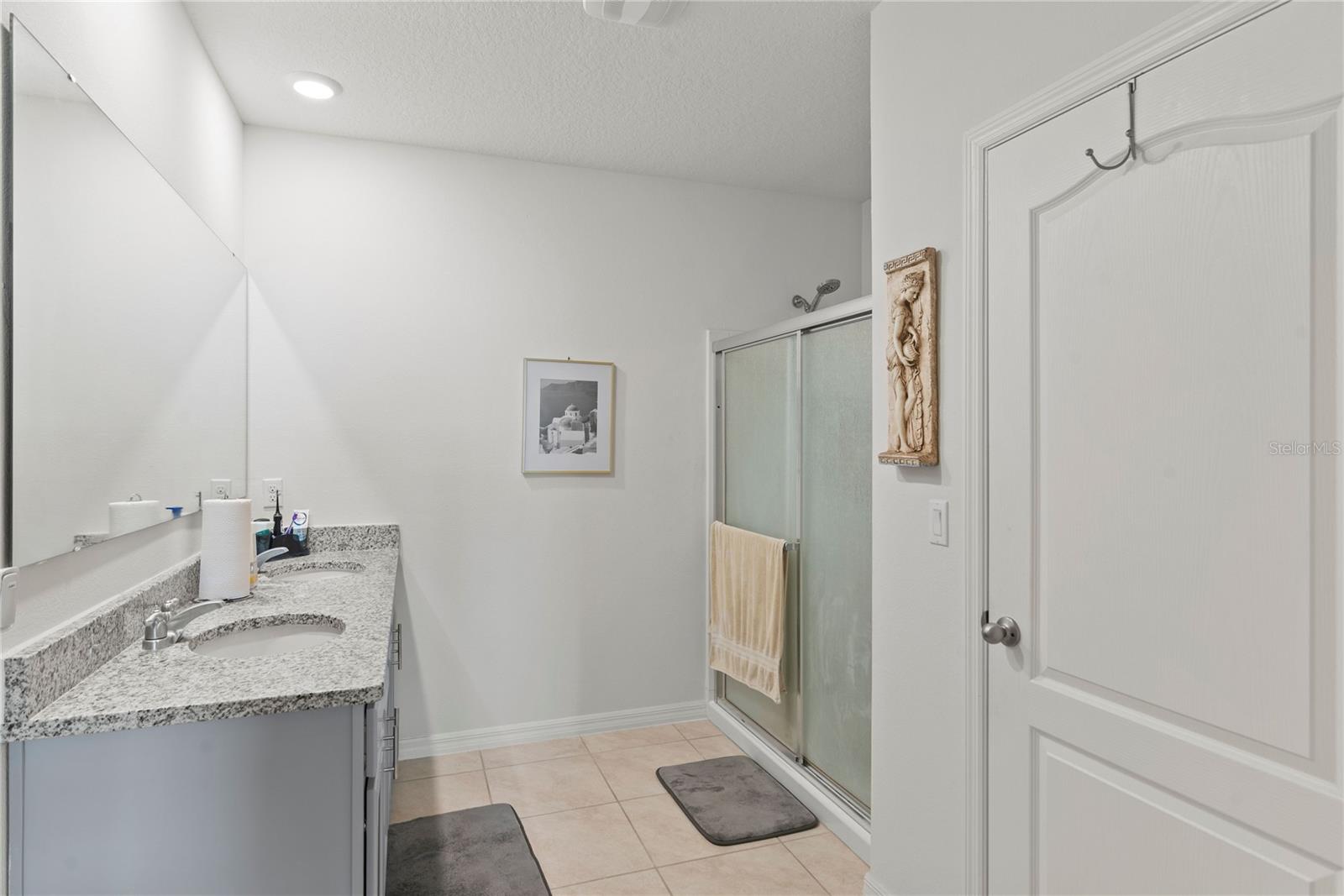 HOLLY ESTATES PHASE 1 - Residential