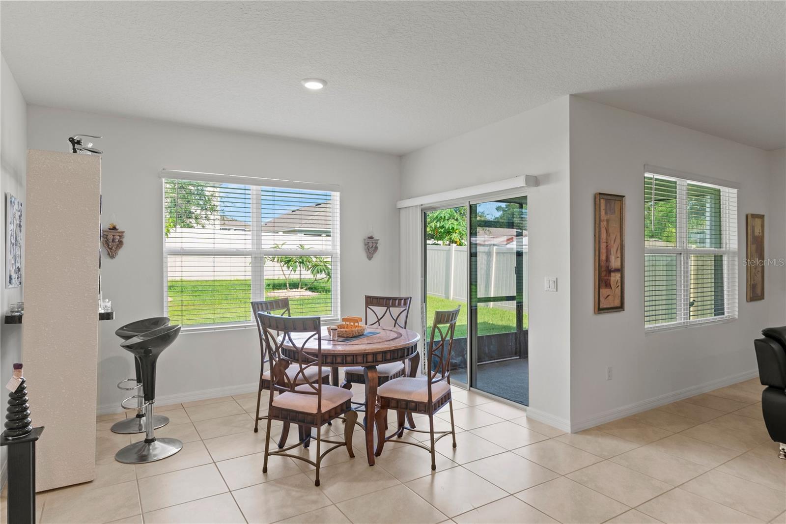 HOLLY ESTATES PHASE 1 - Residential