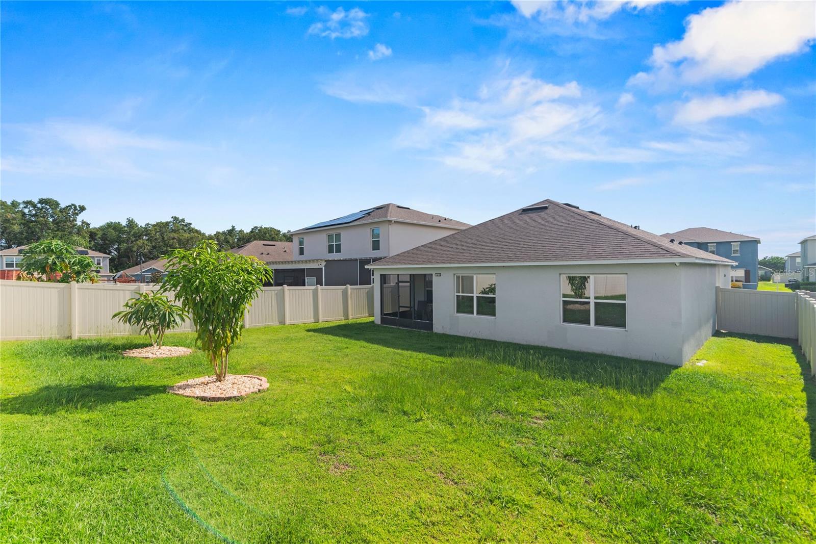 HOLLY ESTATES PHASE 1 - Residential