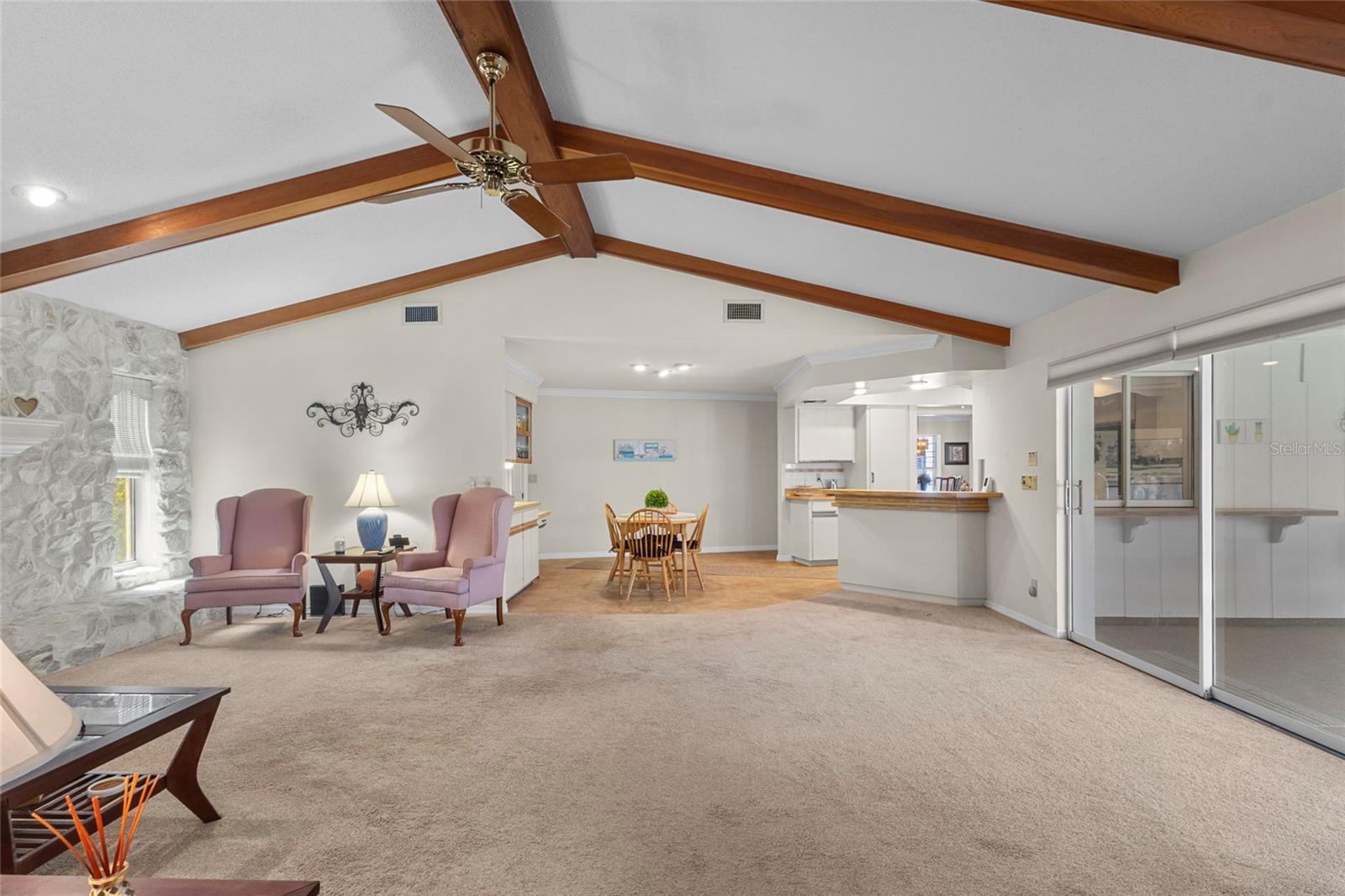 JACARANDA COUNTRY CLUB WEST VILLAGE - Residential