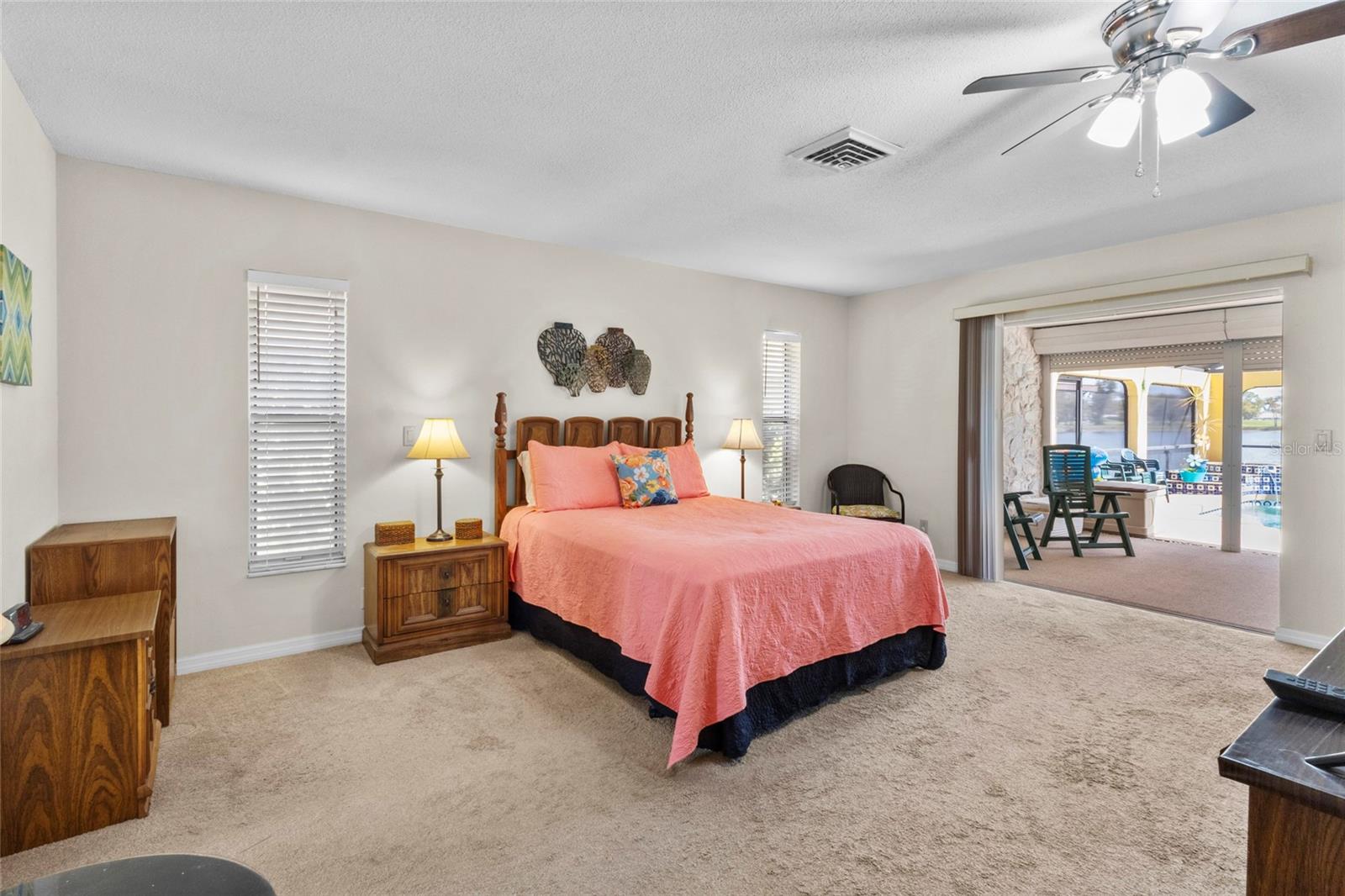 JACARANDA COUNTRY CLUB WEST VILLAGE - Residential