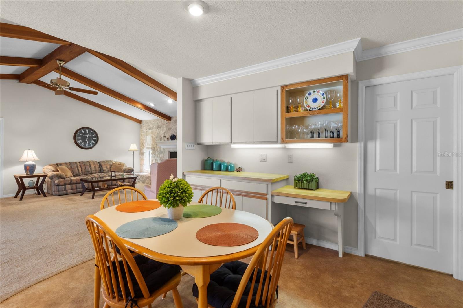 JACARANDA COUNTRY CLUB WEST VILLAGE - Residential